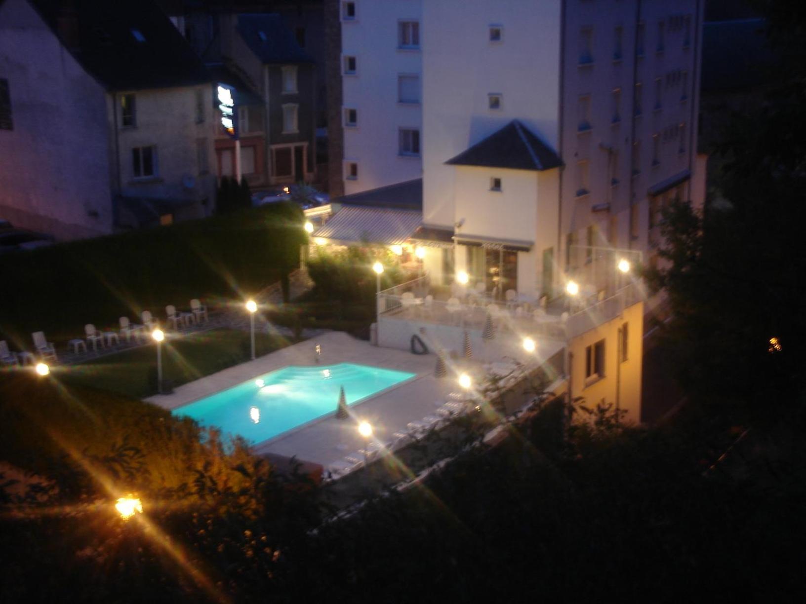 Hotel Beausejour Шодз-Эг Экстерьер фото